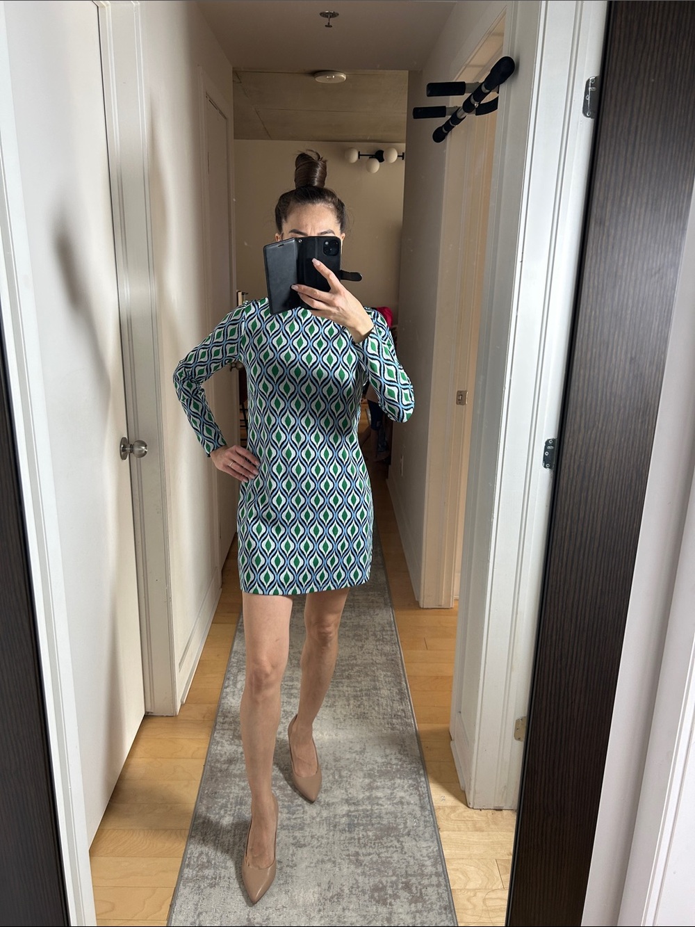 Zara 70s Inspired Print Mini Dress Size S Stretchy Long Sleeve